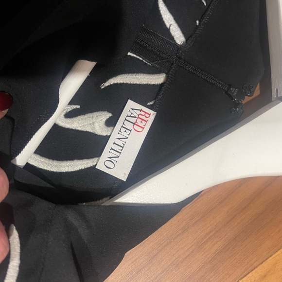 Red valentino wings embroidered jumpsuit - Picture 8 of 9